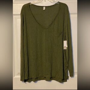 BP. Raw Edge Pocket Tee Size XL